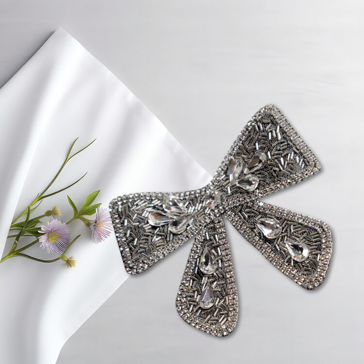 Jaanshu glitter hair bow