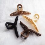 Jaanshu 3.5 Inch Large Matte Hair Claw Clips - Non-Slip Big Butterfly Jaw Clips for Thin, Fine & Thick Hair, Women & Girls (Pack of 3, Multicolor) - Image 6