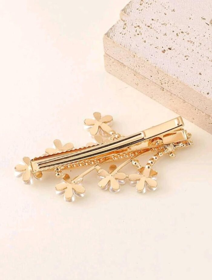 JAANSHU | Party wear Elegant White Flower Metal Hair Clip / hair accessories for girls pack of 2 - Image 6