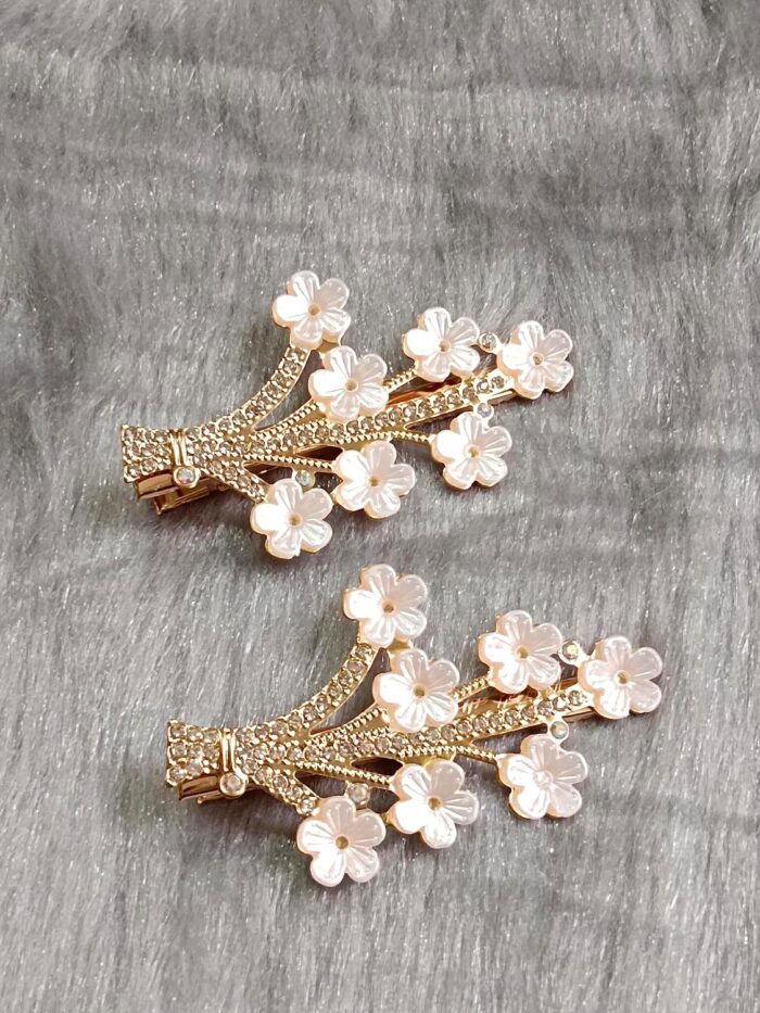 JAANSHU | Party wear Elegant White Flower Metal Hair Clip / hair accessories for girls pack of 2 - Image 1